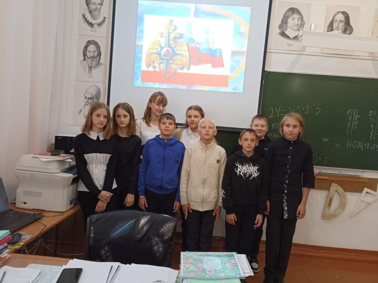 В Красноярской школе провели ряд мероприятий, приуроченных ко Дню гражданской обороне Российской Федерации.